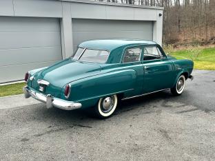 Studerbaker Champion Starlight Coup�  